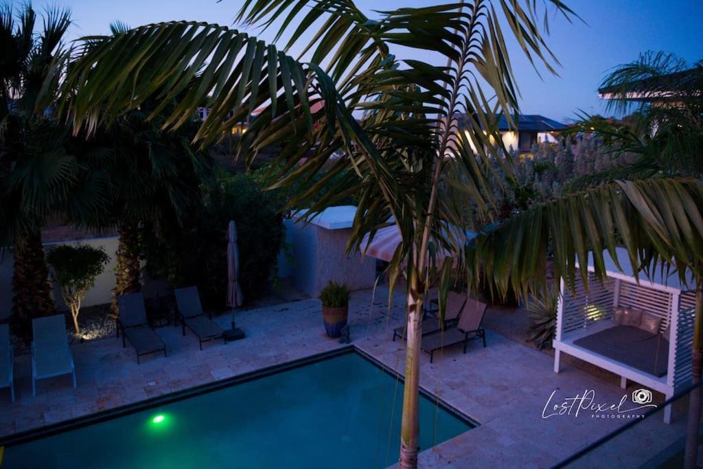 Goudhaen Luxury Private Apartments Jan Thiel Beach Exterior foto
